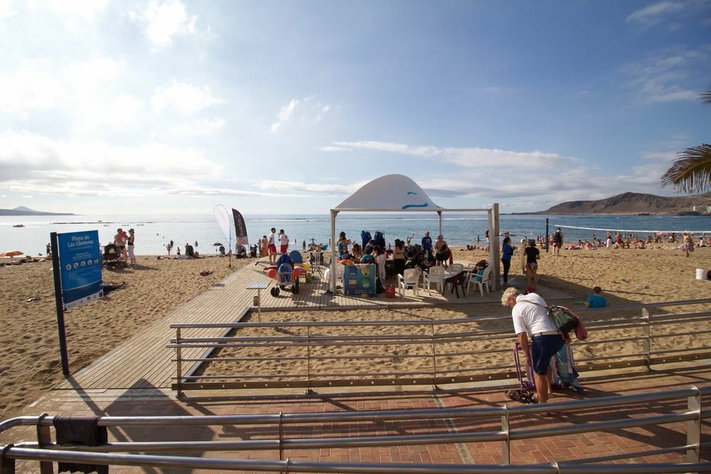 En Primera Linea De La Playa De Canteras Vista Al Mar